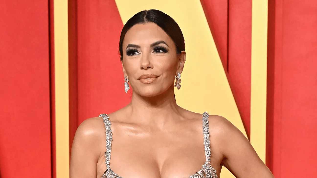 Eva Longoria: "So Many Bathtub and Sex Scenes" With Jesse Metcalfe